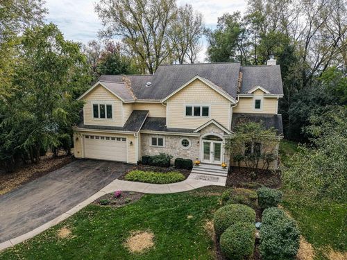 N77W31687 Northwoods Drive, Merton, WI, 53029 | Card Image