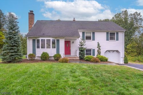 29 Adams Dr, Whippany, NJ, 07981-2002 | Card Image