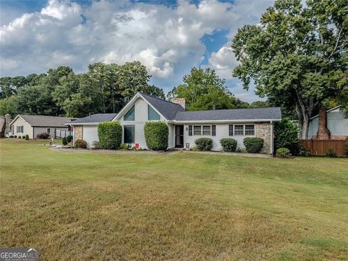 2256 Windsor Dr, Snellville, GA, 30078-2542 | Card Image