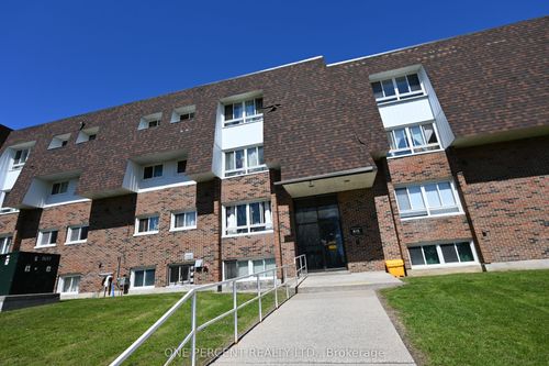 105-815 Kyle Court, Brockville, ON, K6V6J7 | Card Image