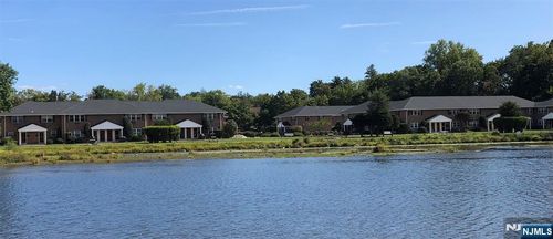 85 S Maple Ave, Park Ridge, NJ, 07656 | Card Image