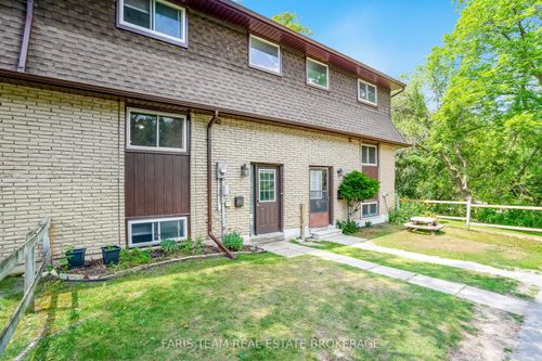 19-233 Innisfil St, Barrie, ON, L4N3E9 | Card Image