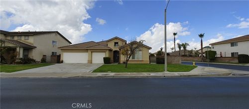 12762 Longhorne Dr, Eastvale, CA, 92880-8839 | Card Image