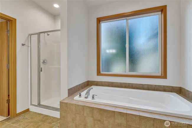 Primary Bath with soaking tub! | Image 21