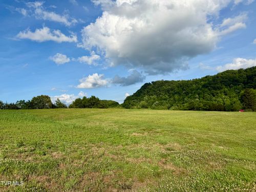6795 Gap Creek Rd, Bulls Gap, TN, 37711-2463 | Card Image