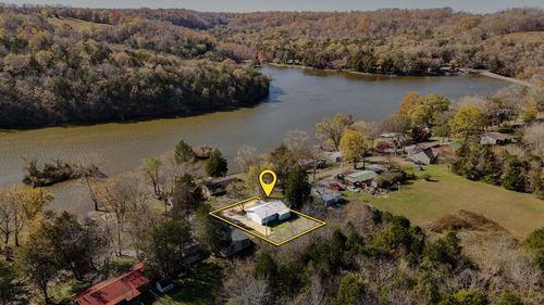 37 Lincoln Lake Rd, Kelso, TN, 37348-6140 | Card Image