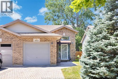 5915 N Woodmont Ave, Lasalle, ON, N9J3P3 | Card Image