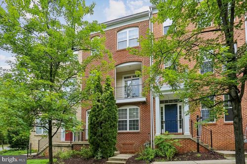 567 Pelican Ave, GAITHERSBURG, MD, 20877-2972 | Card Image