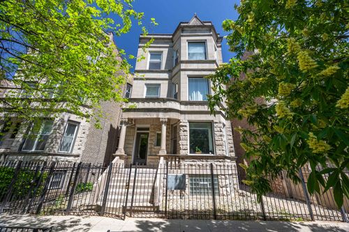 2-3110 W Fullerton Ave, Chicago, IL, 60647-2867 | Card Image