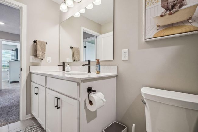 Bathroom 1 | Image 22