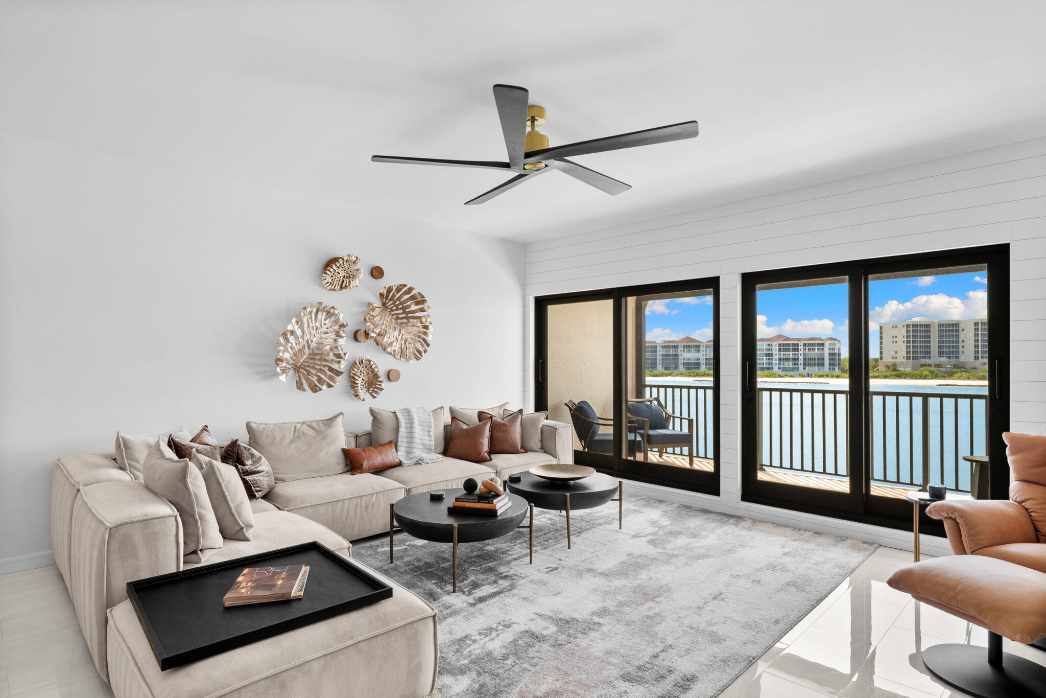 Residential in Naples 4
