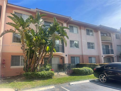 303-2009 Se 10th Ave, Fort Lauderdale, FL, 33316-4513 | Card Image