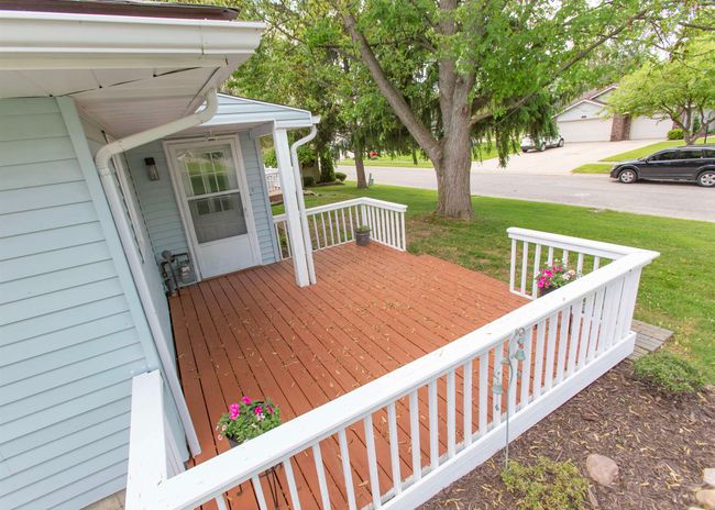 607 Pine Run, Condo with 2 bedrooms, 1 bathrooms and null parking in Angola IN | Image 8