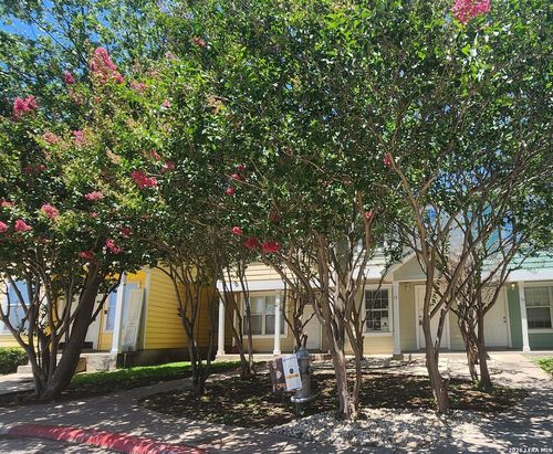 19 Autumn Pass, San Antonio, TX, 78245-1804 | Card Image