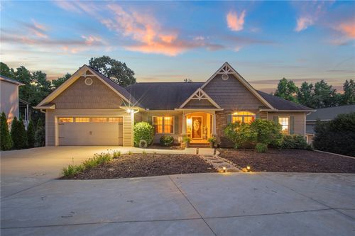 111 Maggie Ln, Anderson, SC, 29625-6114 | Card Image