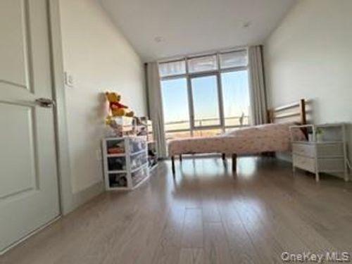 apt-9f-41-62 Bowne St, Flushing, NY, 11355-2694 | Card Image