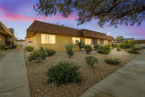 2640 Heritage Ct, Las Vegas, NV, 89121-1209 | Card Image