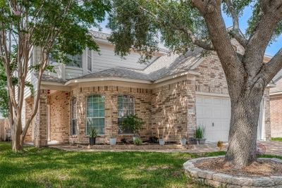 19406 Hillside Springs Circle, House other with 4 bedrooms, 2 bathrooms and null parking in Houston TX | Image 2