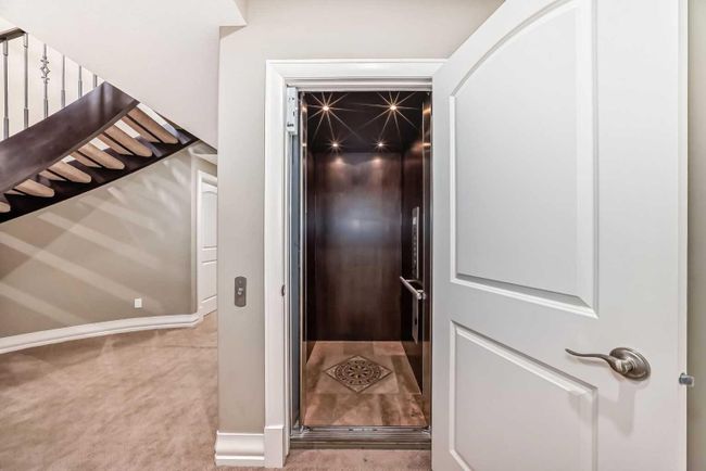 137 Aspen Summit Heath Sw, Home with 7 bedrooms, 6 bathrooms and 6 parking in Calgary AB | Image 34