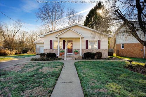 189 Riverbend Blvd, Saint Albans, WV, 25177-3565 | Card Image