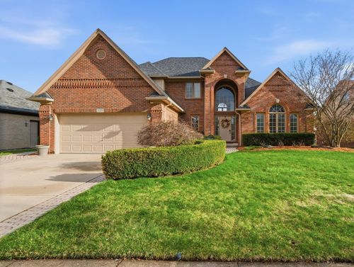 21351 Bunker Dr, Macomb, MI, 48042-4324 | Card Image