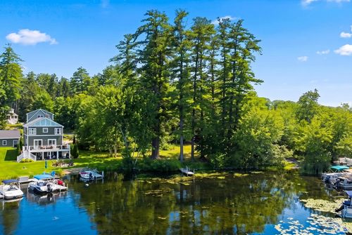 8 Cross Street, Windham, NH, 03087 | Card Image