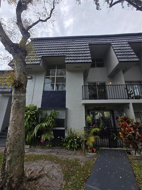 apt-m-8007 W 6th Ave, Hialeah, FL, 33014-4104 | Card Image