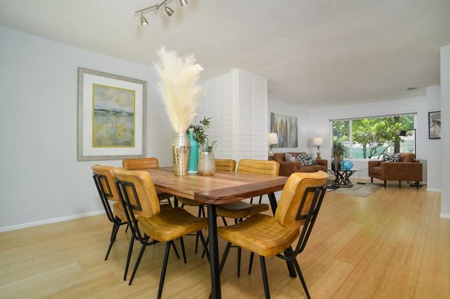 10 Adelphi Ct, Townhouse with 2 bedrooms, 3 bathrooms and null parking in Sacramento CA | Image 6
