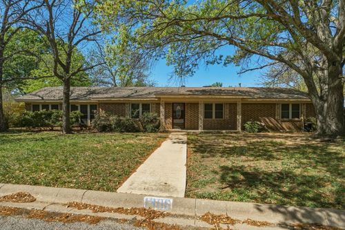 1306 Westhill Ln, Coleman, TX, 76834-5234 | Card Image