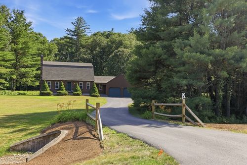 2 Spartan Arrow Rd, Littleton, MA, 01460-6216 | Card Image