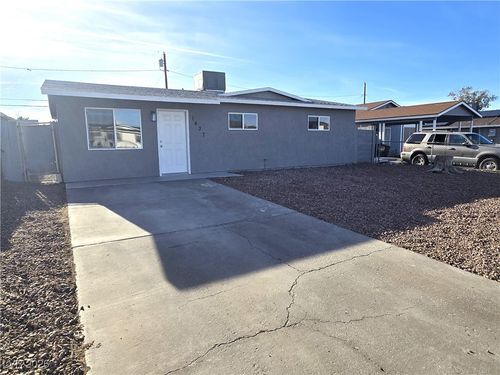1437 Chestnut St, Henderson, NV, 89011-4210 | Card Image