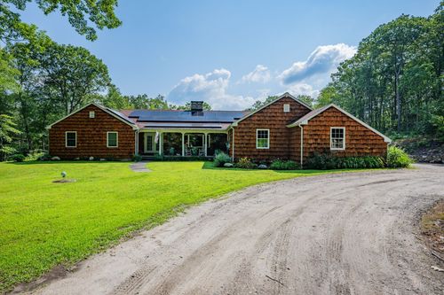 126 Behrens Rd, New Hartford, CT, 06057-2821 | Card Image