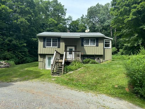 394 Peaceful Valley Rd, Canaan, NY, 12029-2007 | Card Image