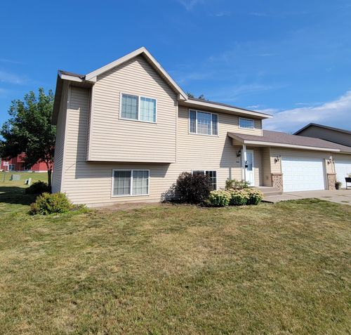 316 Jefferson Ln, Saint Joseph, MN, 56374-4655 | Card Image