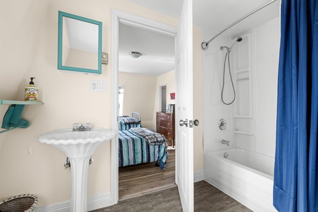 125 The Point Rd, Home with 2 bedrooms, 3 bathrooms and null parking in Blue Rocks NS | Image 31