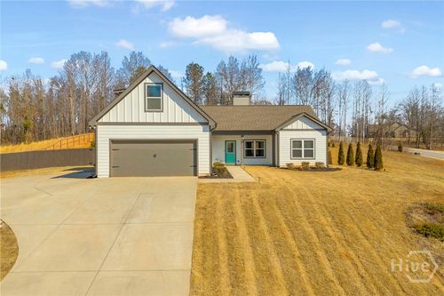 112 White Oak Trl, Commerce, GA, 30529-6424 | Card Image