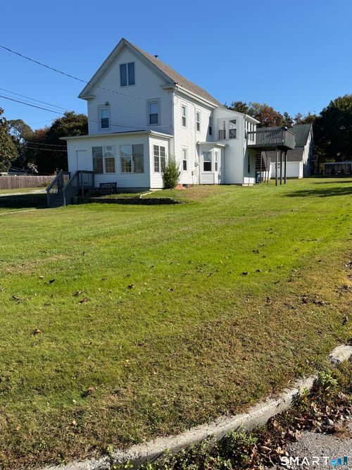 1-52 Millstone Rd W, Waterford, CT, 06385-3148 | Card Image
