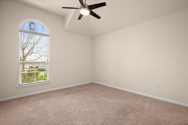 111 Bobolink Cv, House other with 4 bedrooms, 3 bathrooms and 2 parking in Kyle TX | Image 29