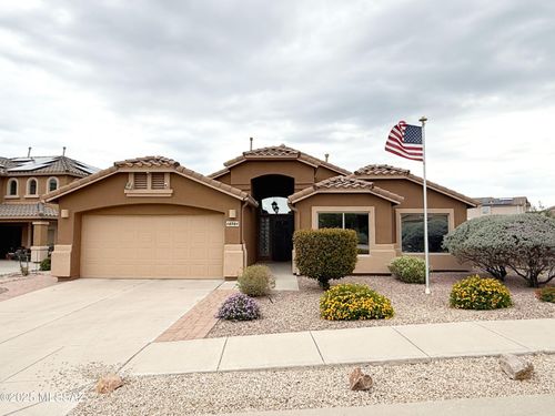 10701 S Distillery Canyon Spring Dr, Vail, AZ, 85641-2557 | Card Image
