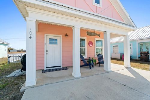104 Ocean View Dr, Mexico Beach, FL, 32456-4537 | Card Image
