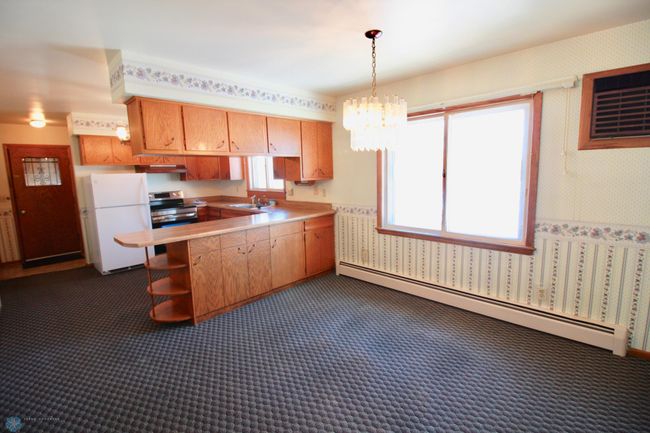 Large dining room | Image 14