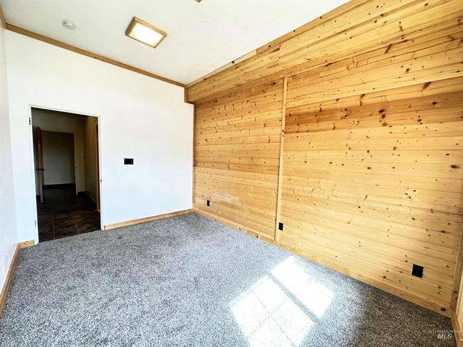 732 W Walnut St, Home with 7 bedrooms, 4 bathrooms and 6 parking in Genesee ID | Image 19