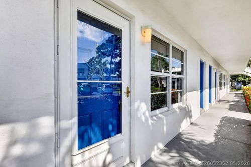 m4-2929 Ocean Blvd, Stuart, FL, 34996-2782 | Card Image