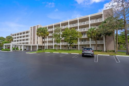 409-8735 Ramblewood Dr, Coral Springs, FL, 33071-7198 | Card Image