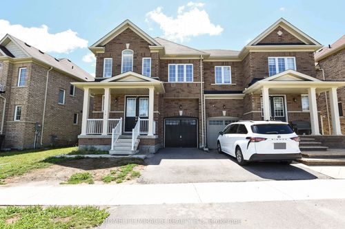 418 Royal Dr West, Brampton, ON, L6X5K1 | Card Image