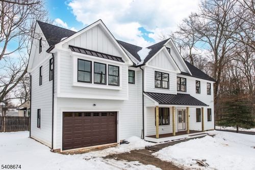 70 Valley Rd, Madison, NJ, 07940-1766 | Card Image