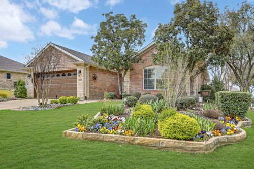 10100 Serene Ct, Denton, TX, 76207-8695 | Card Image