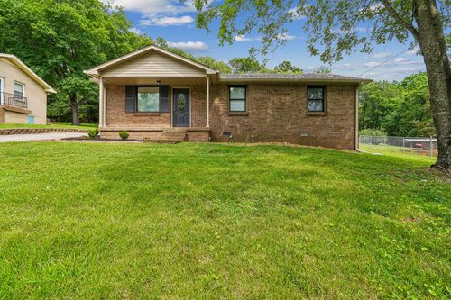 927 Oak Vale, Hermitage, TN, 37076-1025 | Card Image