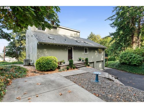 8716 Nw Bailey St, Portland, OR, 97231 | Card Image