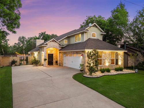 9359 5th St, Crawford, TX, 76638-3104 | Card Image